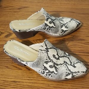 CL by Laundry Women's Snakeskin Mules